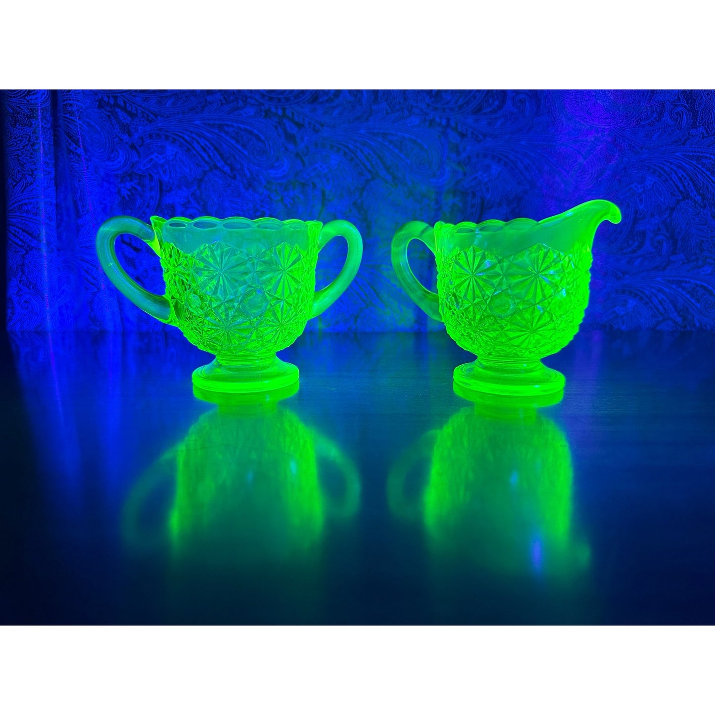 Vintage Vaseline daisy and buttons open sugar and creamer set by Degenhart glass co