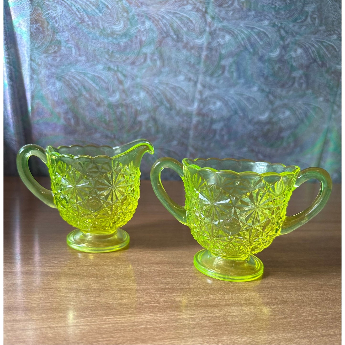 Vintage Vaseline daisy and buttons open sugar and creamer set by Degenhart glass co
