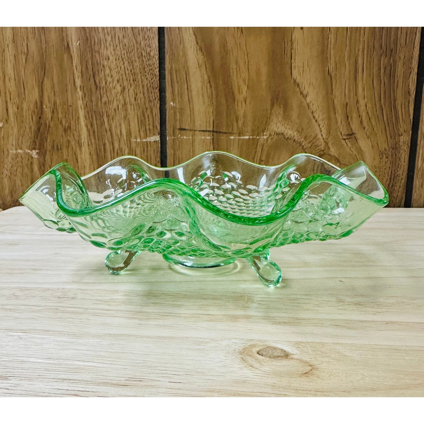 1932 Green by Fenton ruffled edge Hobnail Uranuim glass candy/trinket dish