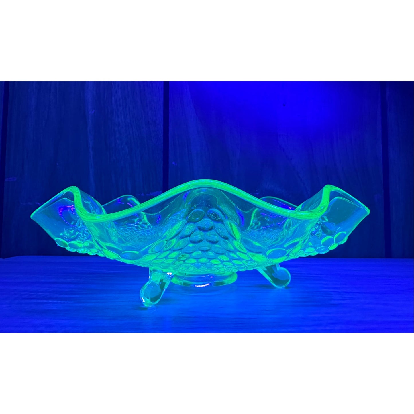 1932 Green by Fenton ruffled edge Hobnail Uranuim glass candy/trinket dish