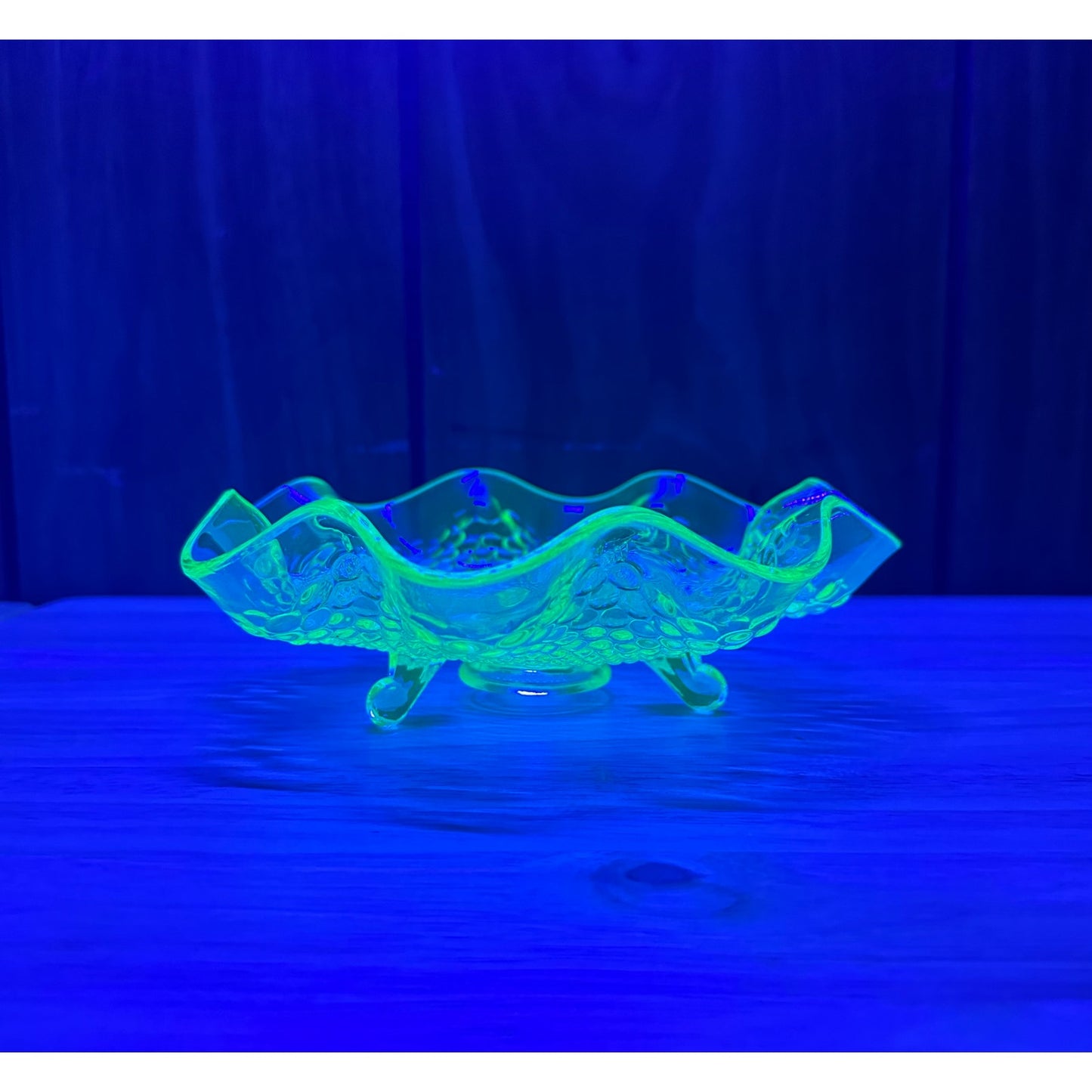 1932 Green by Fenton ruffled edge Hobnail Uranuim glass candy/trinket dish