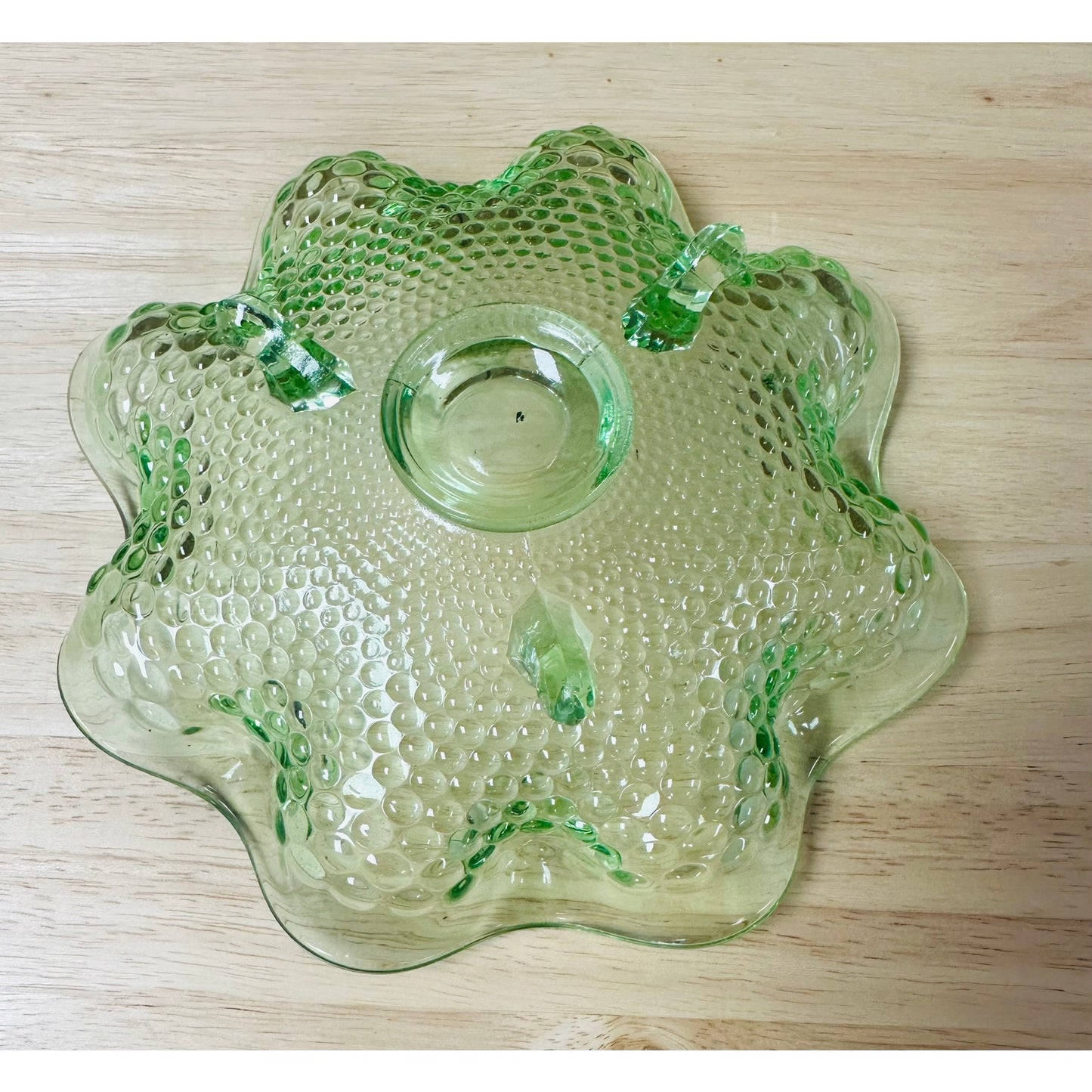 1932 Green by Fenton ruffled edge Hobnail Uranuim glass candy/trinket dish