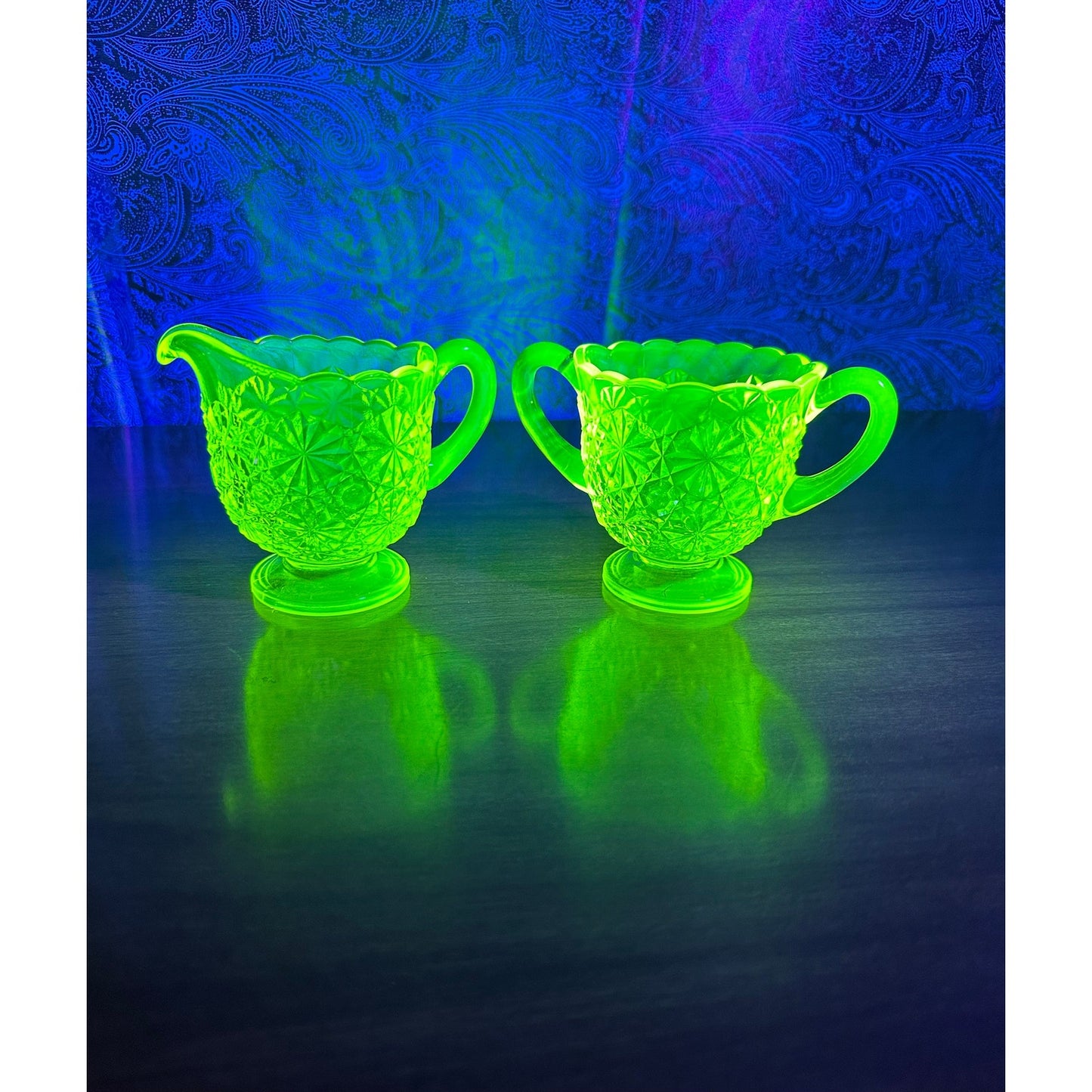 Vintage Vaseline daisy and buttons open sugar and creamer set by Degenhart glass co