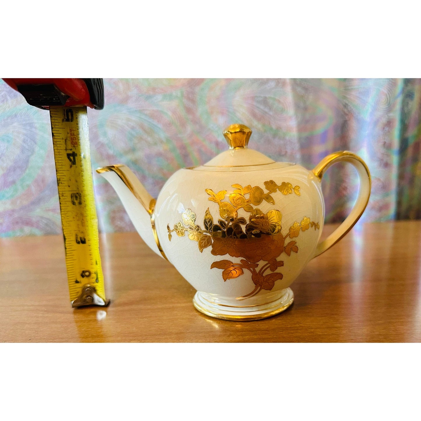 Vintage single serve Sadler teapot with gold flowers and trim