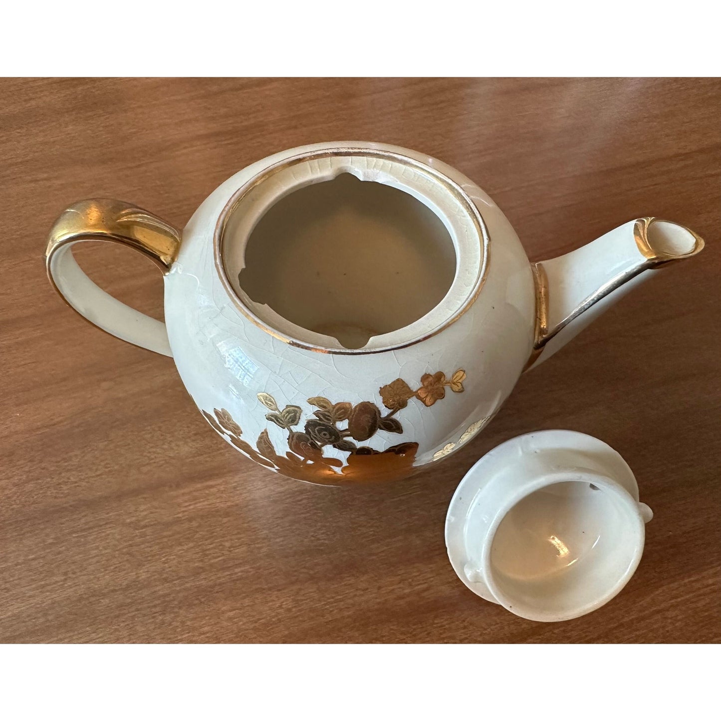 Vintage single serve Sadler teapot with gold flowers and trim