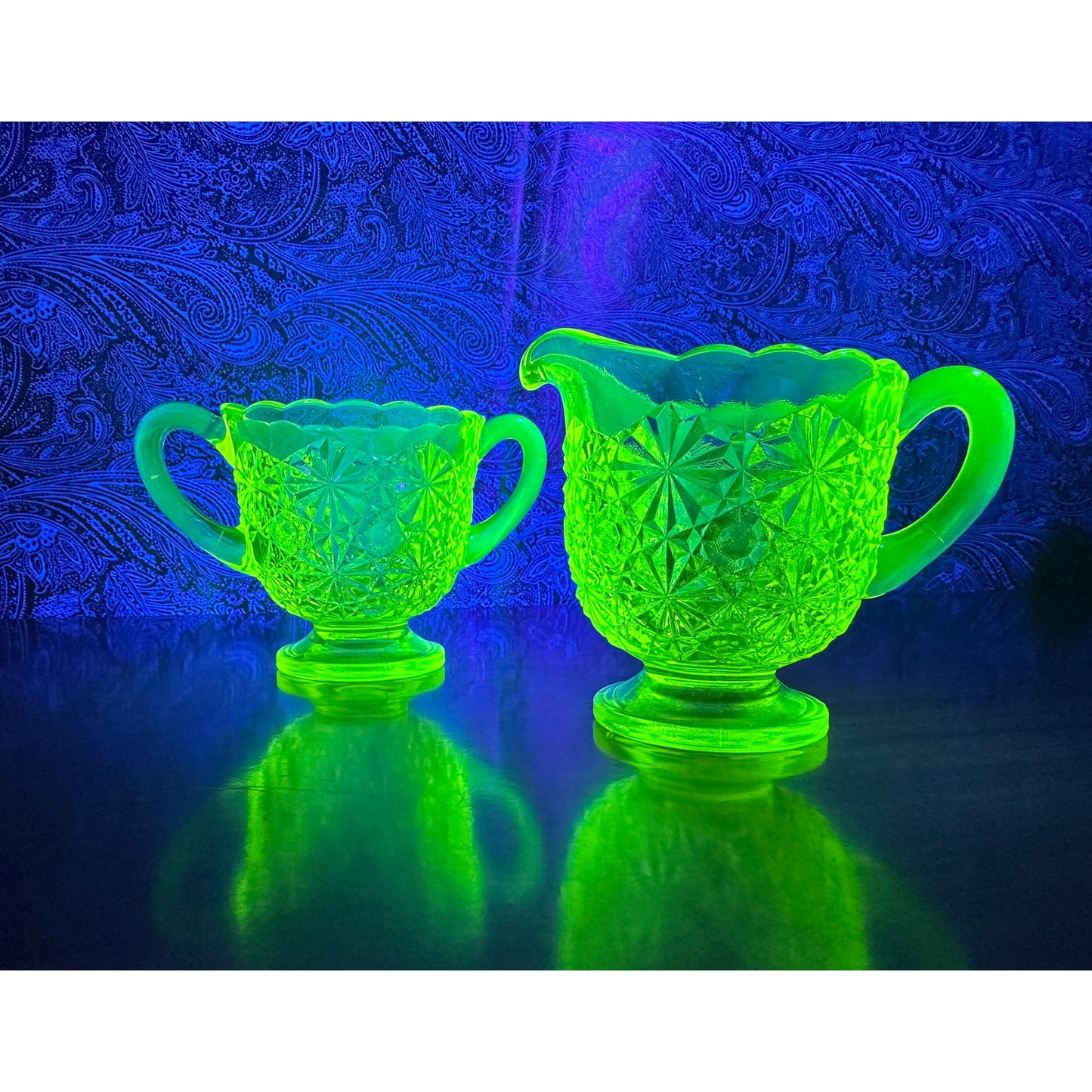 Vintage Vaseline daisy and buttons open sugar and creamer set by Degenhart glass co