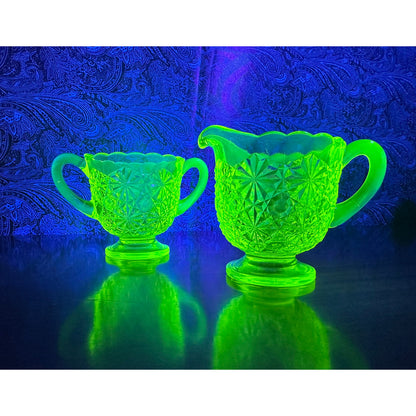 Vintage Vaseline daisy and buttons open sugar and creamer set by Degenhart glass co